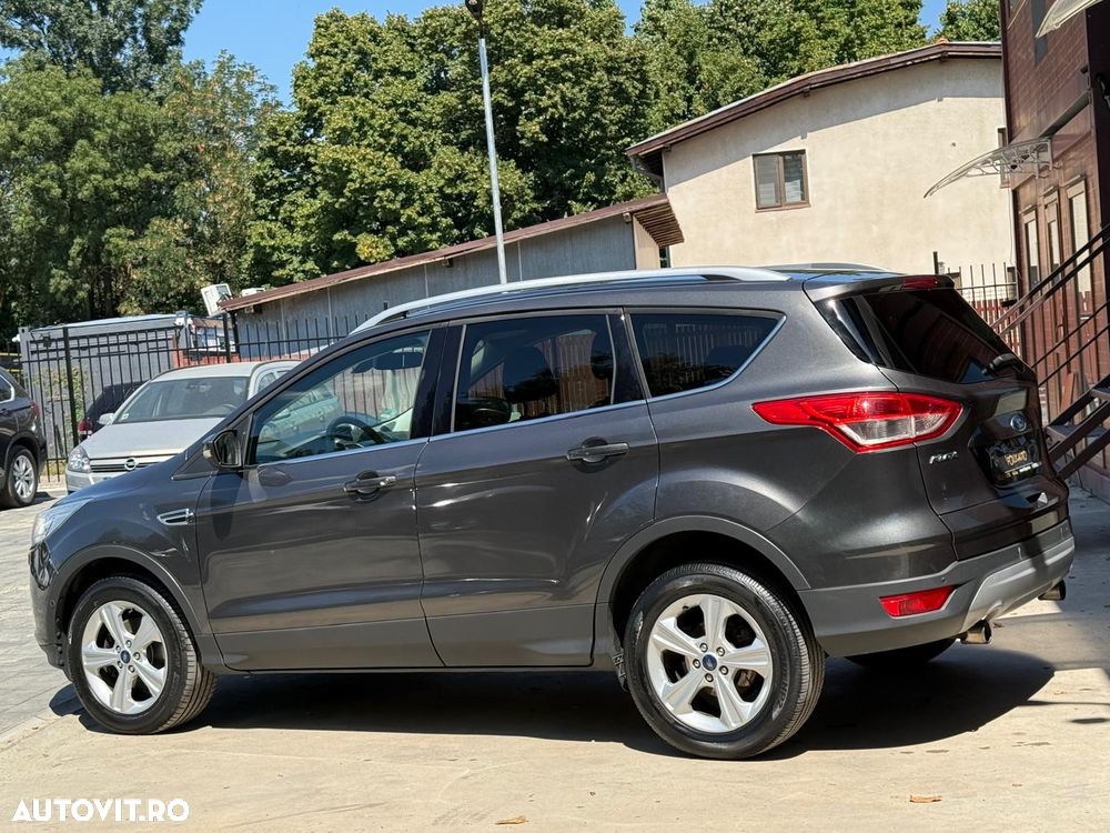 Ford Kuga - 3