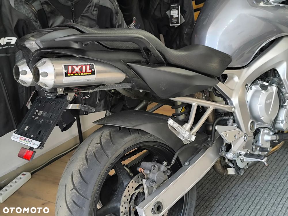 Yamaha FZ6 - 17