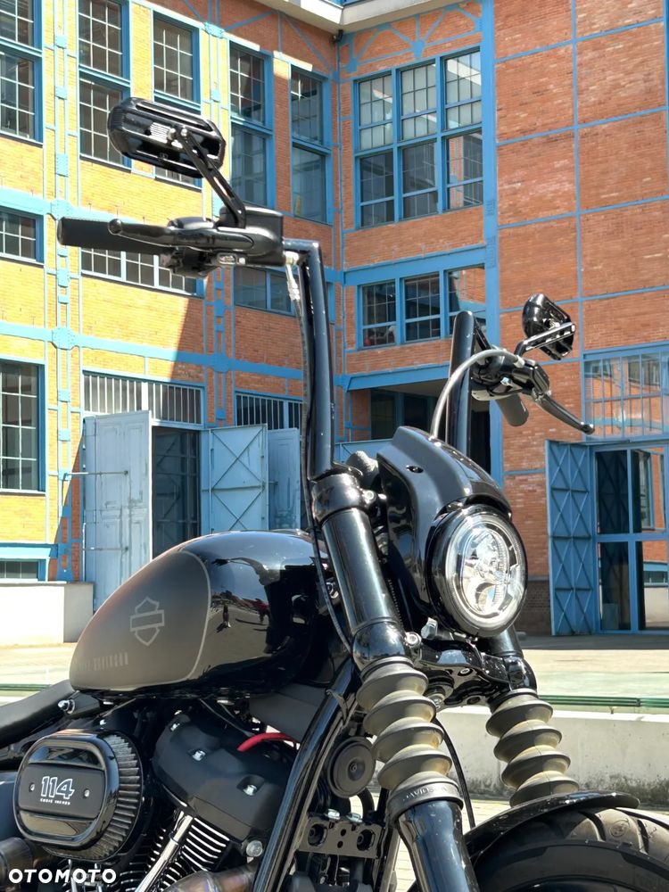 Harley-Davidson Softail Street Bob - 10