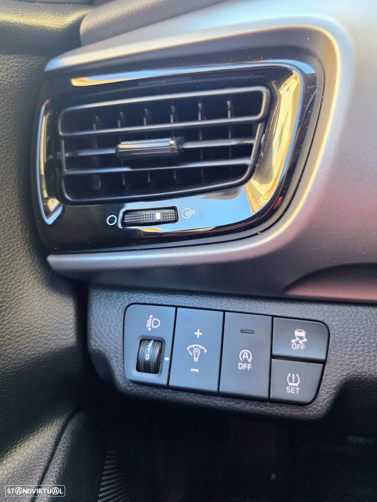 Kia Stonic 1.0 T-GDI Drive - 31