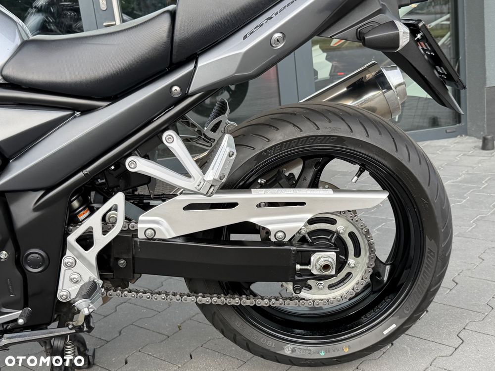 Suzuki GSX - 30