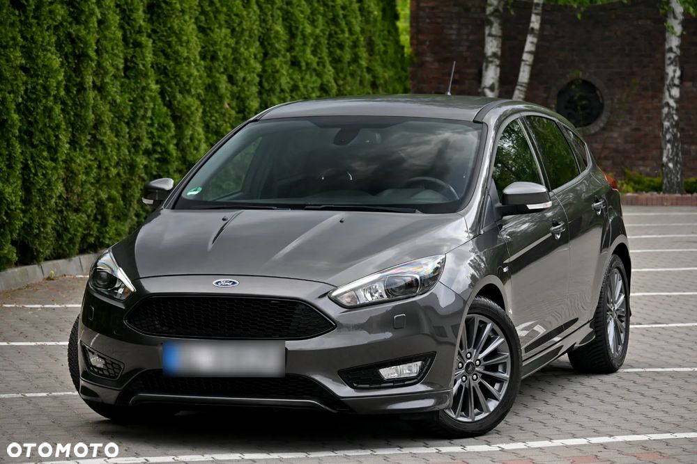 Ford Focus 1.5 EcoBoost ST-Line - 2
