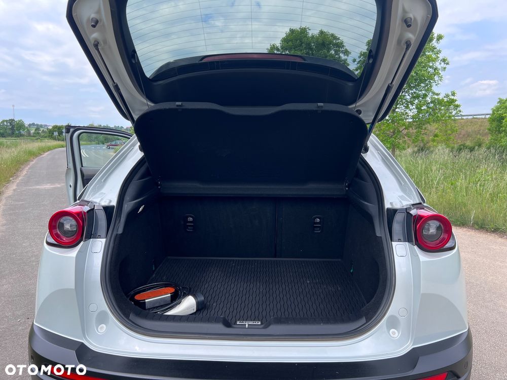 Mazda MX-30 - 25