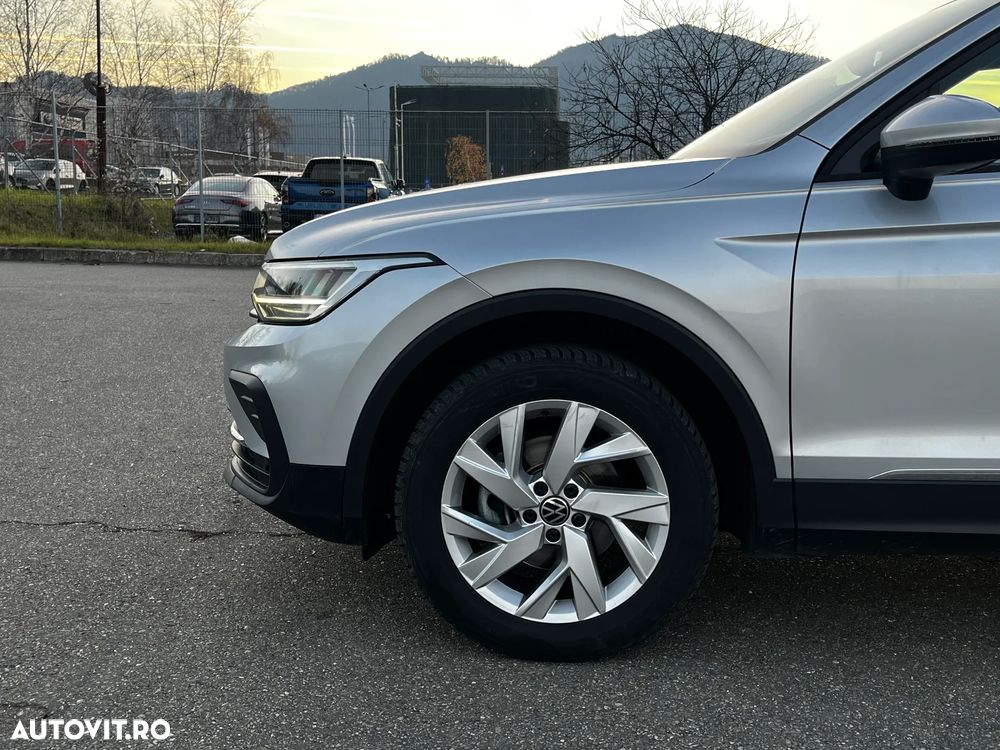 Volkswagen Tiguan - 28