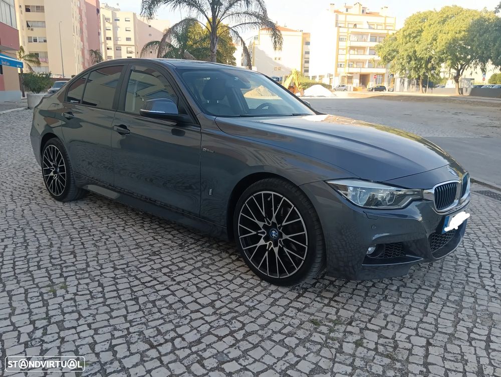 BMW 330 e iPerformance Pack M - 1