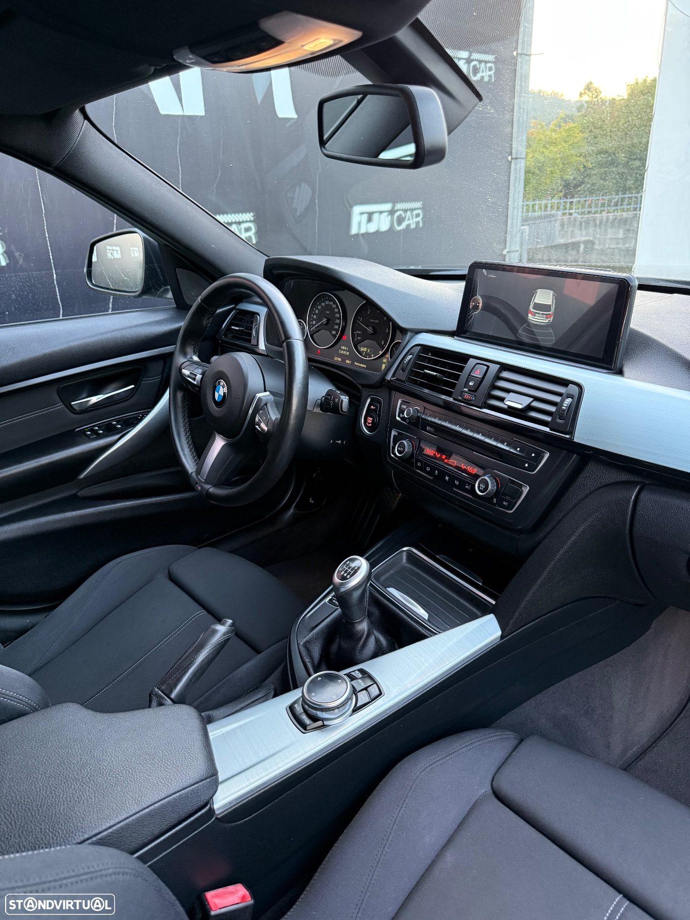 BMW 318 d Touring Pack M - 20