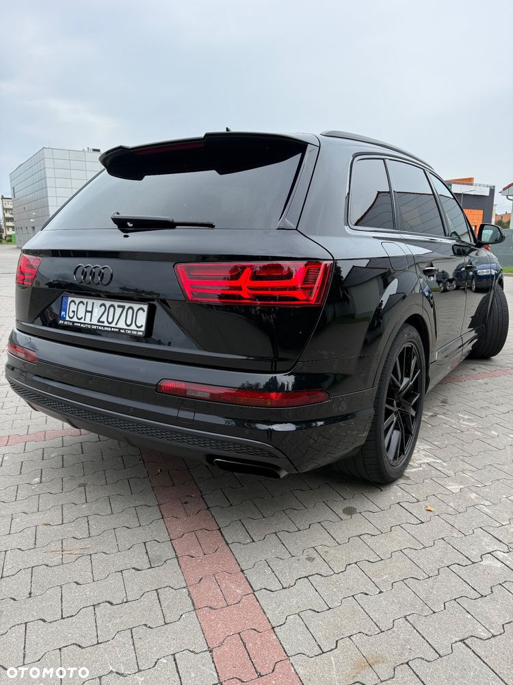 Audi Q7 - 6