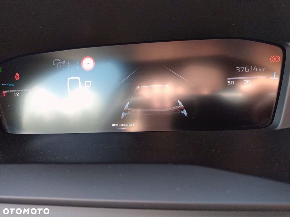 Peugeot 2008 - 12
