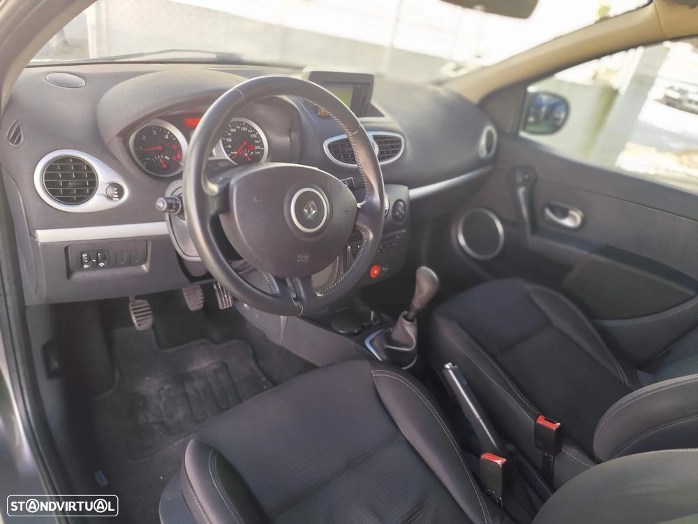 Renault Clio Break 1.5 dCi Dynamique S - 27