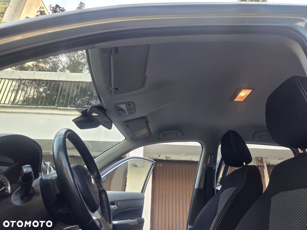 Suzuki Vitara 1.4 Boosterjet Premium 4WD - 24
