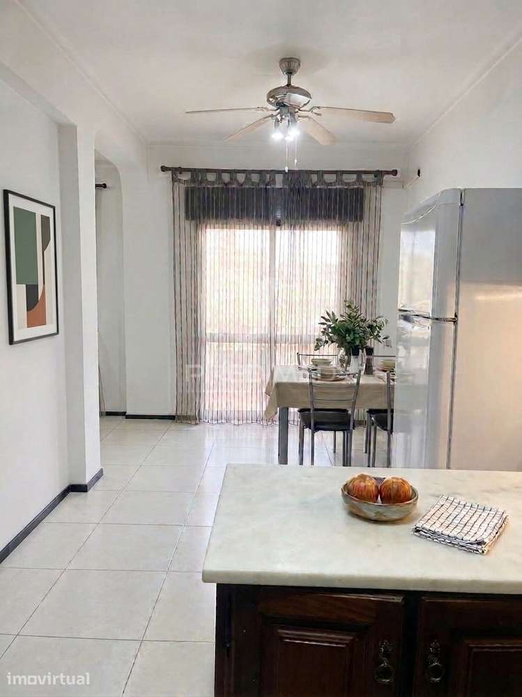 T4 Duplex com Terraço, Suite e Varandas no Entroncamento | Lisboa a... - Grande imagem: 3/19