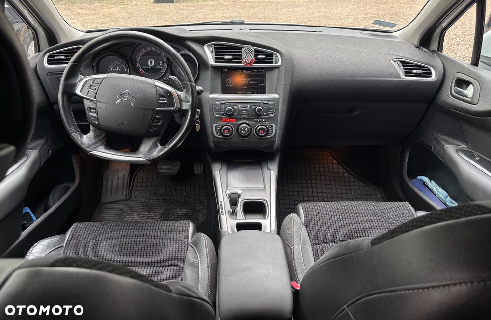 Citroën C4 1.6 e-HDi Exclusive MCP - 18
