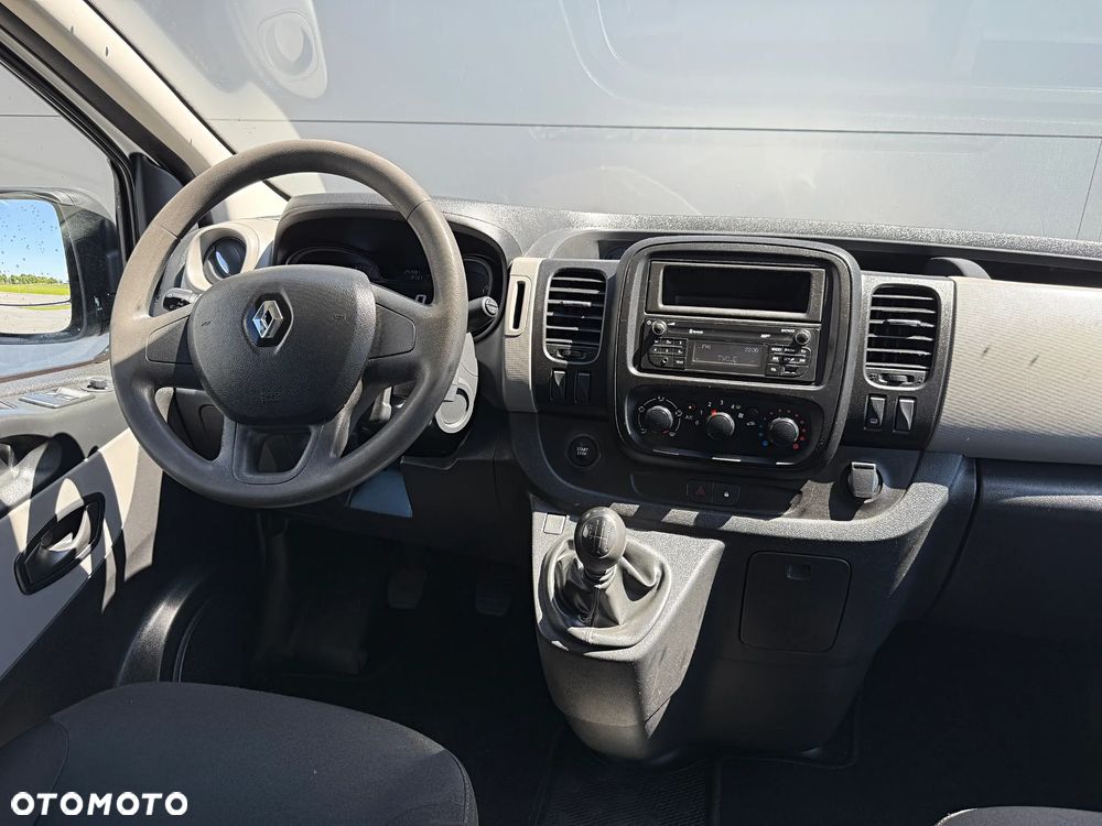 Renault Trafic - 15