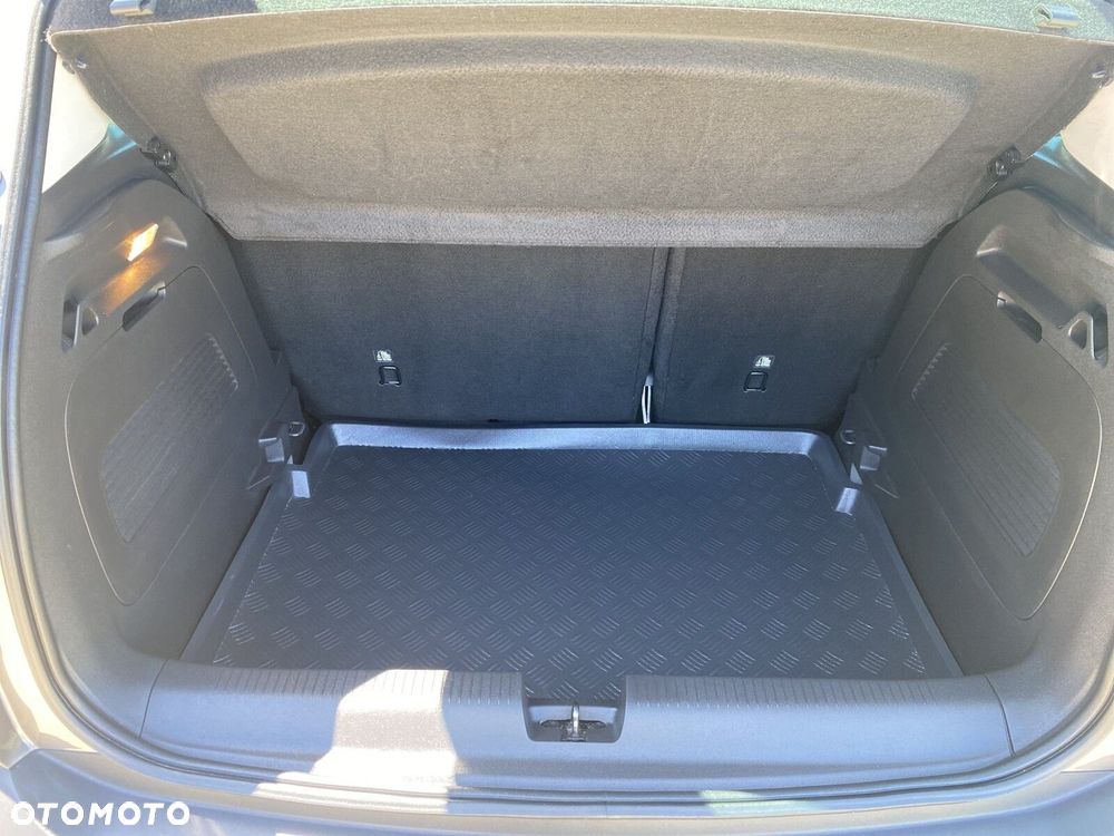 Opel Crossland - 13