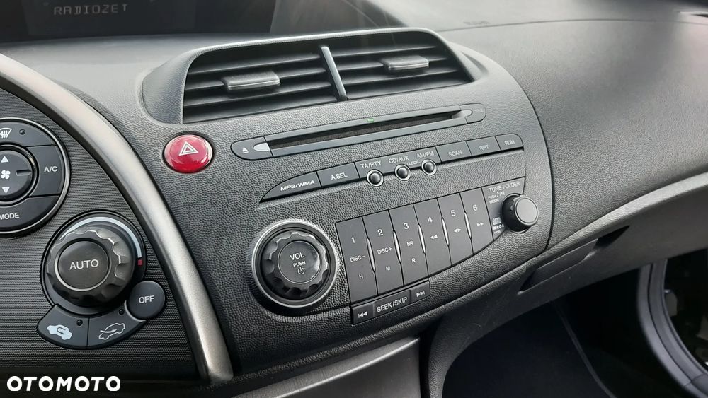 Honda Civic 1.8i-VTEC Comfort - 11