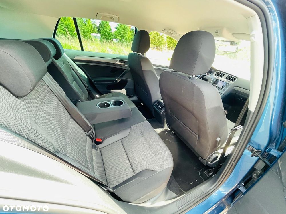 Volkswagen Golf 1.2 TSI BMT Trendline Perfectline - 12