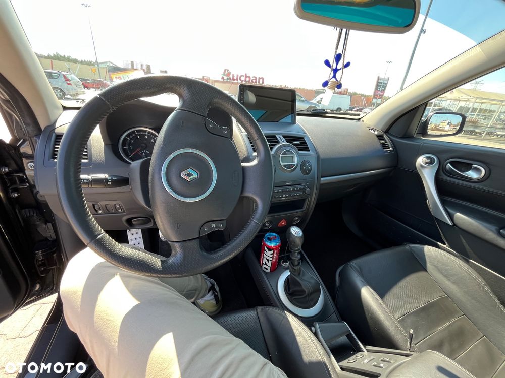 Renault Megane 2.0 16V Dynamique - 7