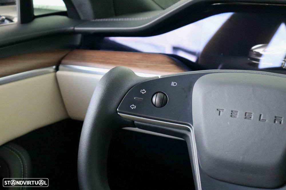 Tesla Model S Long Range AWD - 17