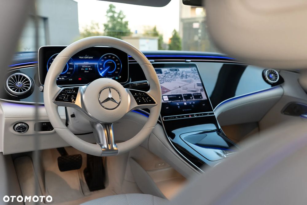 Mercedes-Benz EQE 350 90.5kWh 4-Matic Electric Art - 8