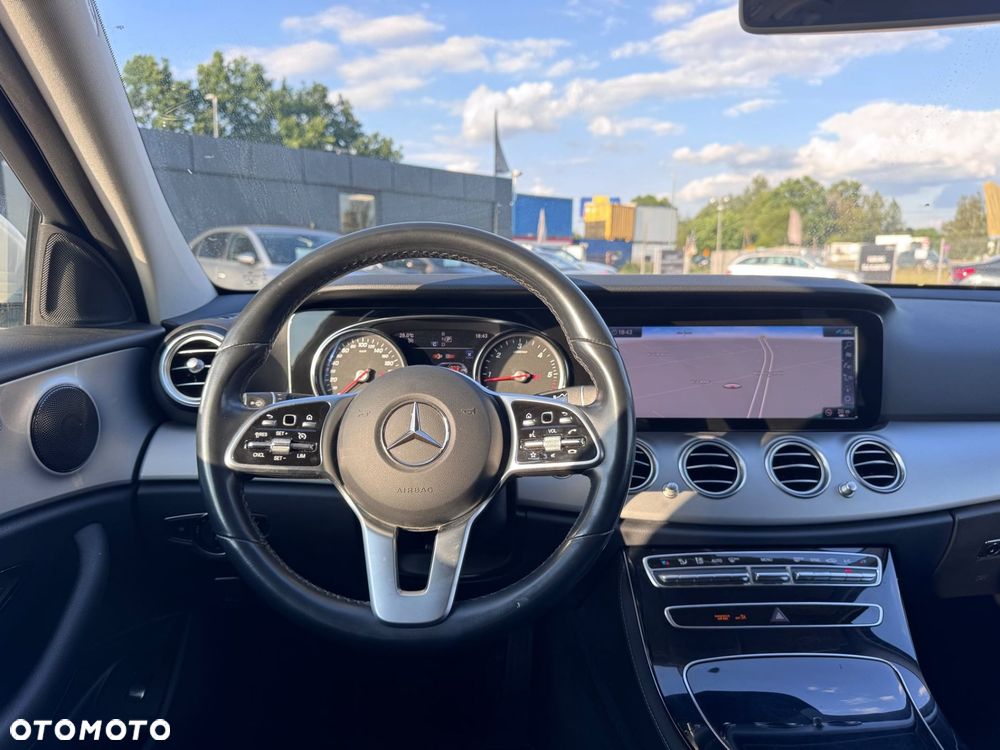 Mercedes-Benz Klasa E 220 d 9G-TRONIC Avantgarde - 13