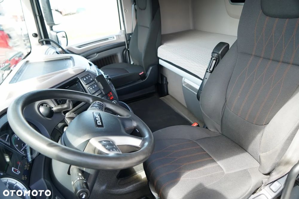 DAF XF 480 / SOLÓWKA / SSC / MEGA / KLIMA POSTOJOWA / 6X2 / OŚ PODNOSZONA / DACH PODNOSZONY / ZAWIESIE DO WÓZKA / - 24