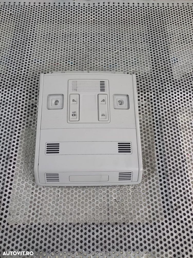 Plafoniera Fata Vw T-Roc Dezmembrez Vw T-Roc - Dezmembrari Arad - 3