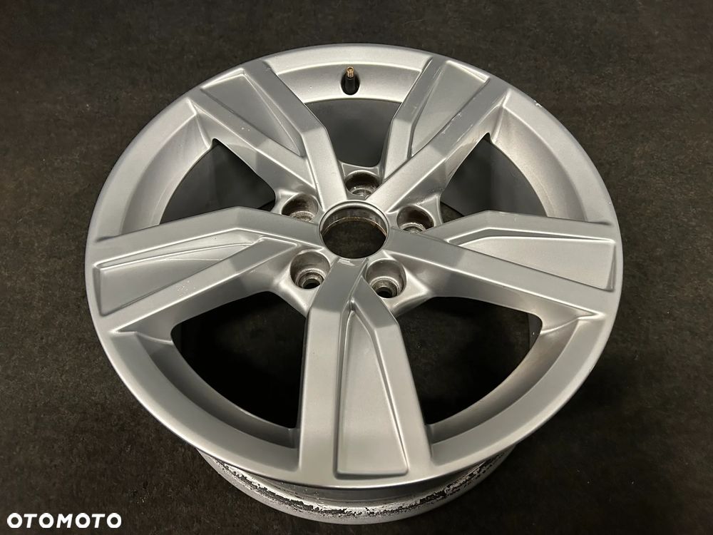 Alufelga Audi A4 B9 16 cali 5x112 1szt. Ładna! 8W0601025A - 2
