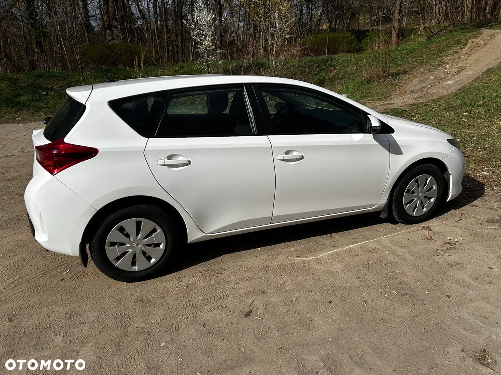 Toyota Auris 1.33 VVT-i Active - 5