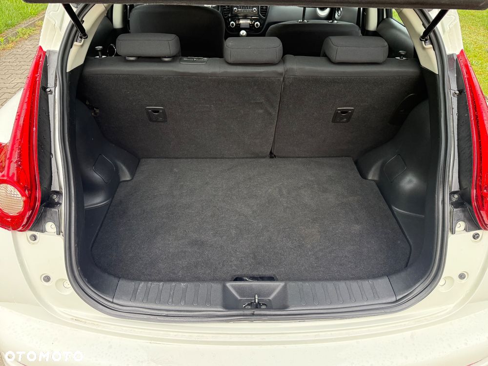 Nissan Juke 1.6 Acenta S&S - 21