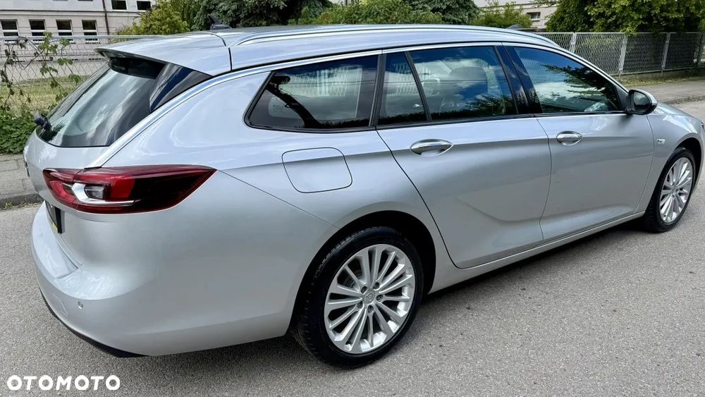 Opel Insignia 1.5 T Exclusive S&S - 6
