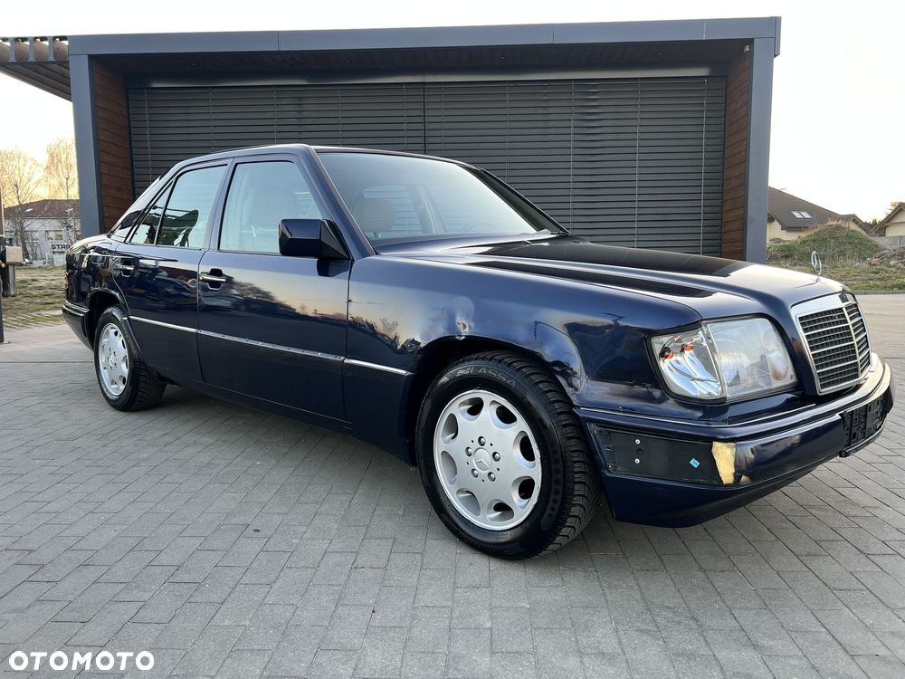 Mercedes-Benz Klasa E 260 - 9