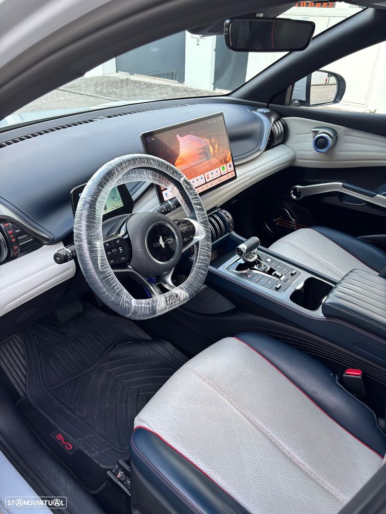 Mercedes-Benz CLA 180 d Shooting Brake AMG Line - 3