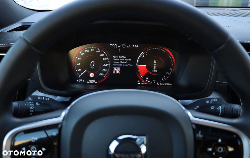 Volvo V60 T8 AWD Twin Engine Geartronic R-Design - 9