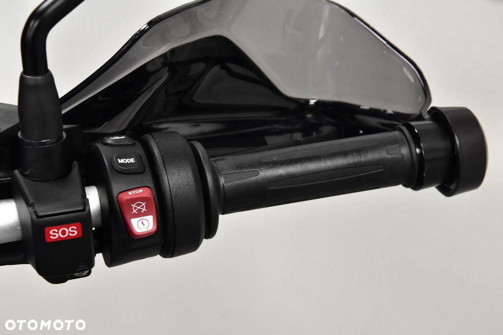 BMW GS - 25