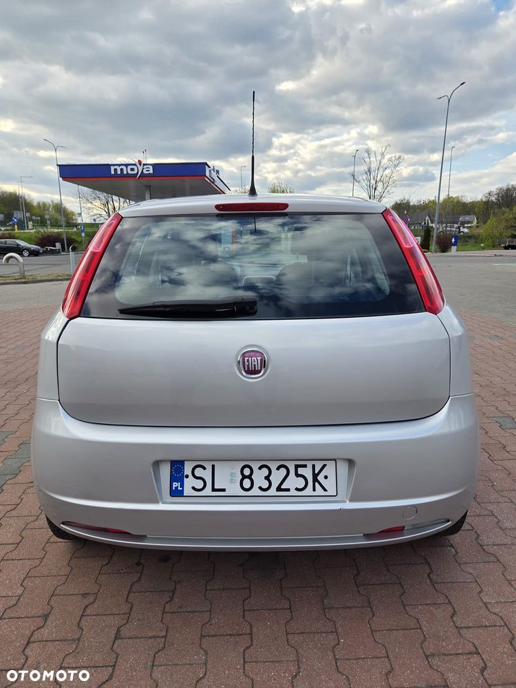 Fiat Grande Punto Actual 1.2 8V Estiva - 9