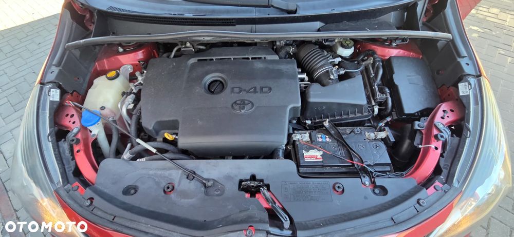 Toyota Verso 2.0 D-4D 5-Sitzer Executive - 35