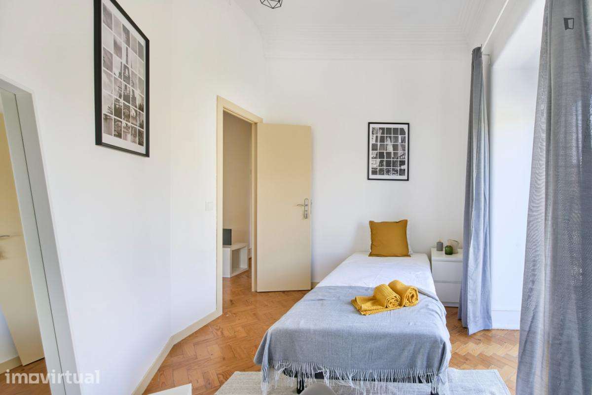 Quarto - localizado em Alameda Lisbon - Grande imagem: 4/54
