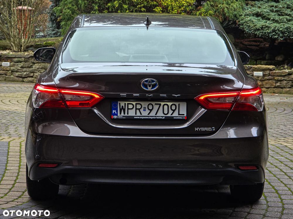 Toyota Camry 2.5 Hybrid Comfort CVT - 8