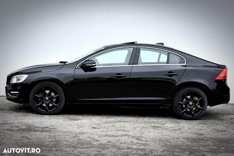 Volvo S60 T5 AWD Momentum - 8