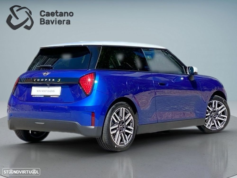 MINI 3 Portas Cooper SE Classic M - 3