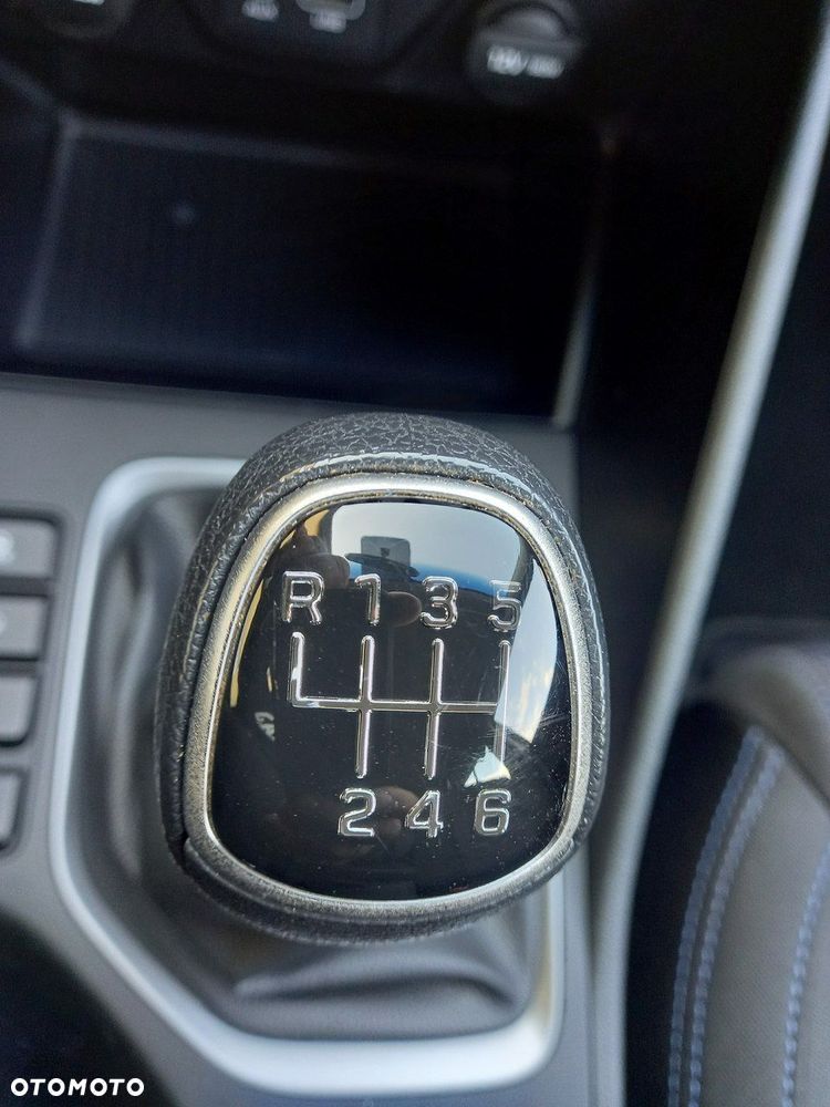 Hyundai Tucson blue 1.7 CRDi 2WD Trend - 36