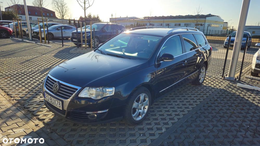 Volkswagen Passat 2.0 TDI DPF Highline DSG - 2