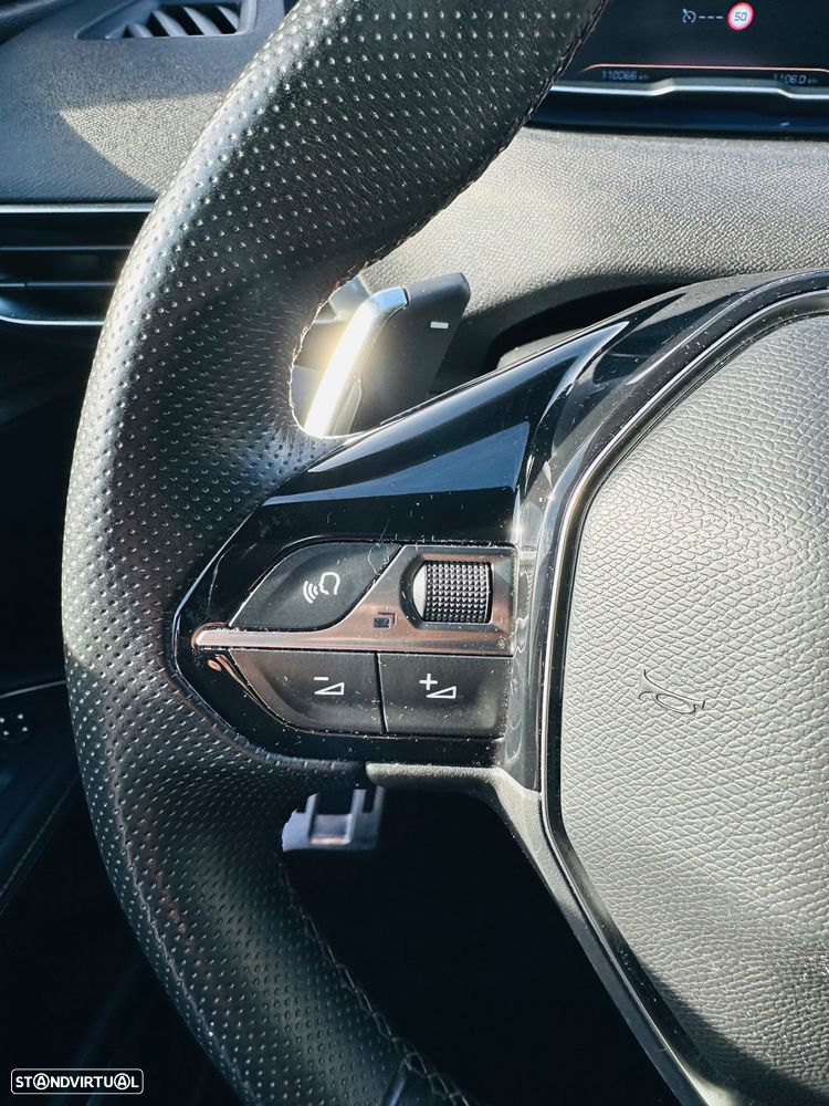 Peugeot 3008 1.6 BlueHDi GT Line EAT6 - 29