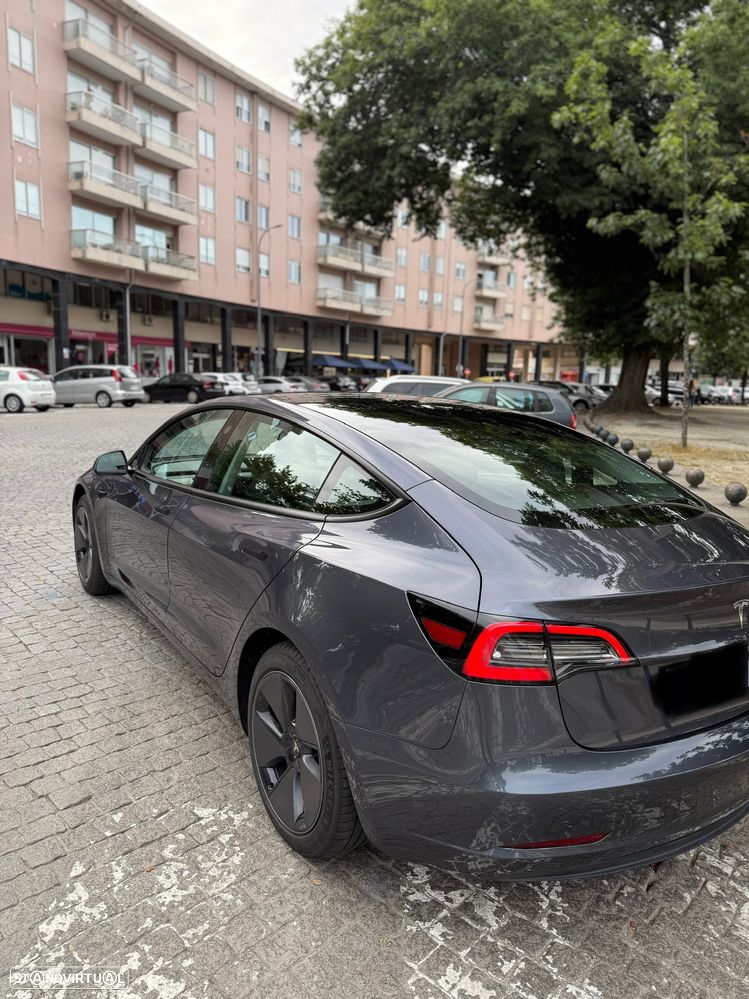 Tesla Model 3 Standard Range Plus RWD - 2