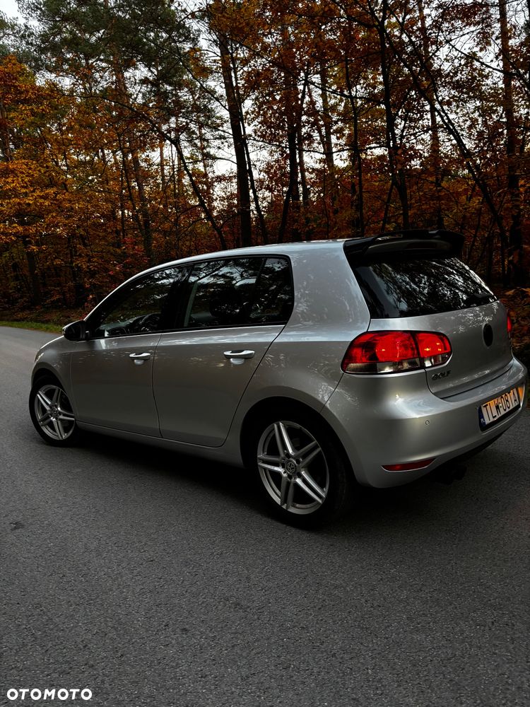 Volkswagen Golf 2009 photo 4
