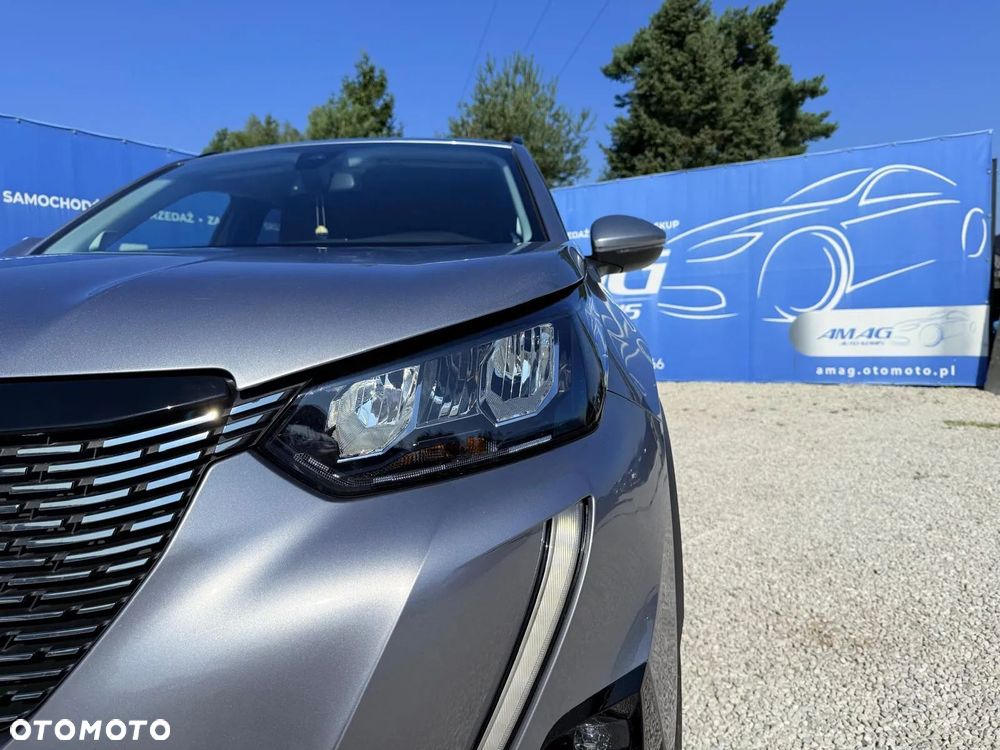 Peugeot 2008 1.2 PureTech Allure S&S EAT8 - 11