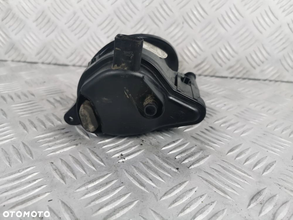 Lampa przeciwmgielna przednia strona prawa Audi Q7 4L 8P0941700A - 5