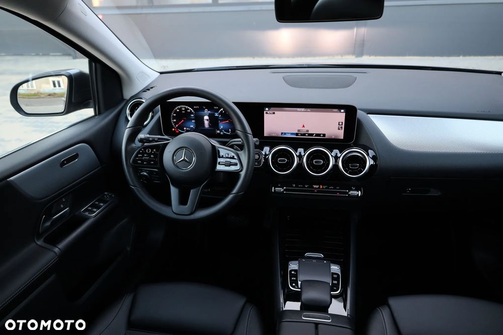 Mercedes-Benz Klasa B 180 7G-DCT - 27