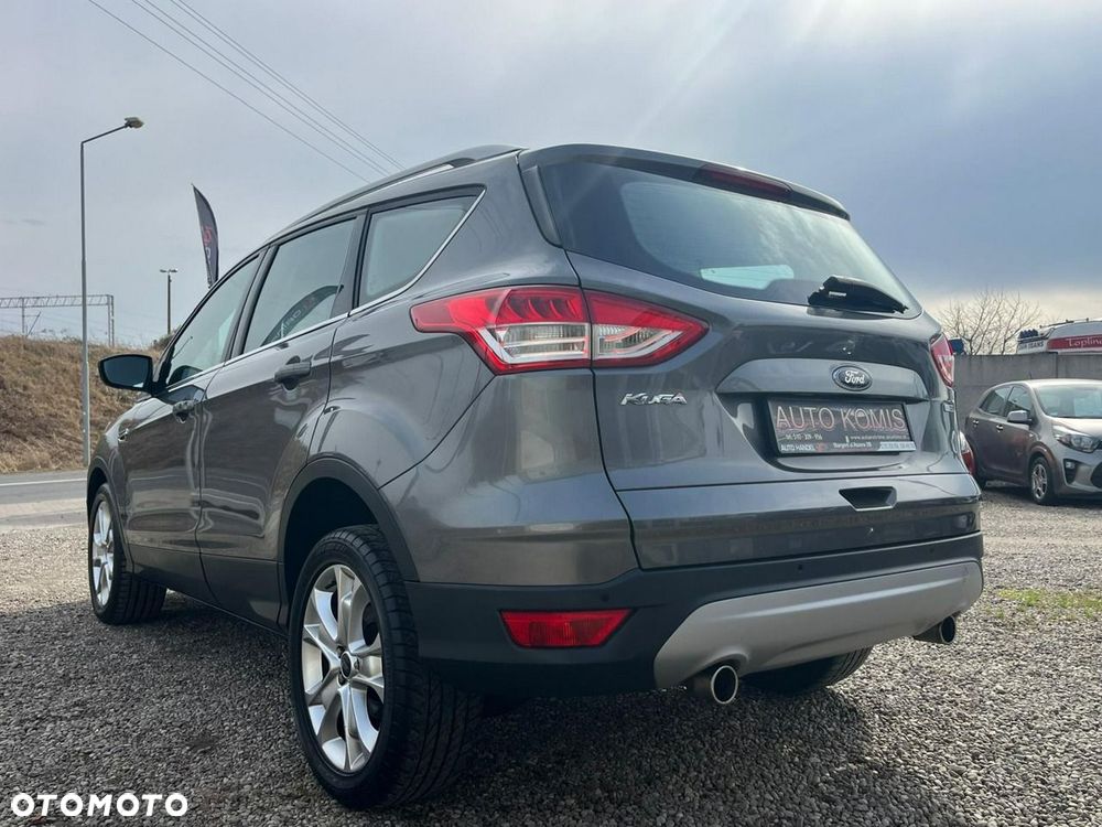 Ford Kuga 1.6 EcoBoost 2x4 Titanium - 36