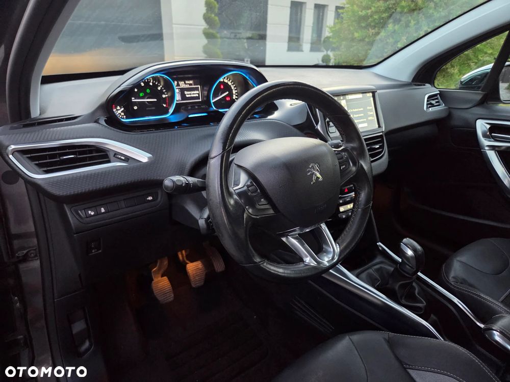 Peugeot 2008 1.6 VTi Allure - 15